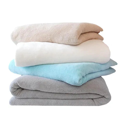 Premium Blankets Wholesale - Raschel Fleece and Graphene Materials